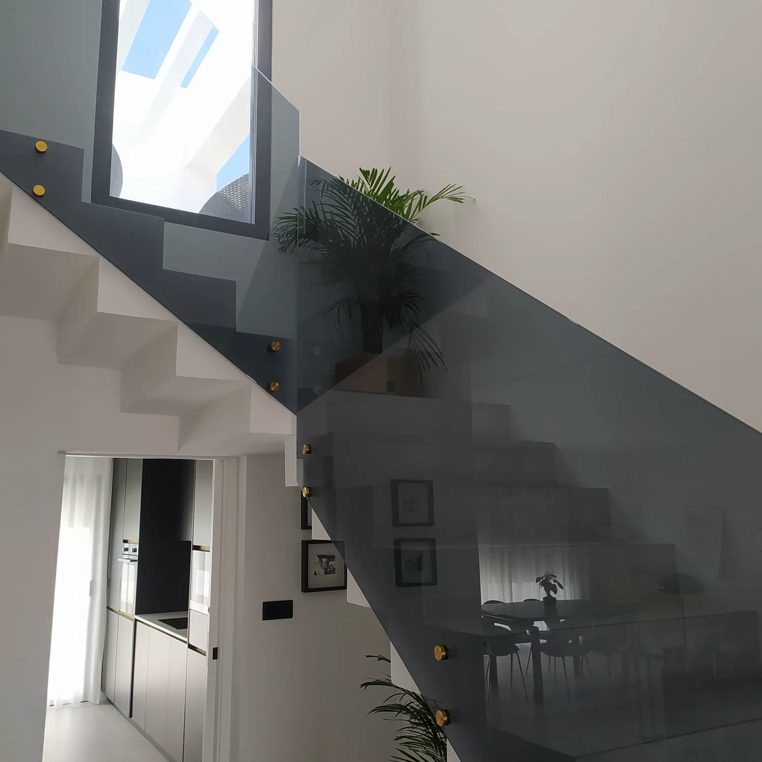Guarda-corpos em vidro — Infinite Glassworks