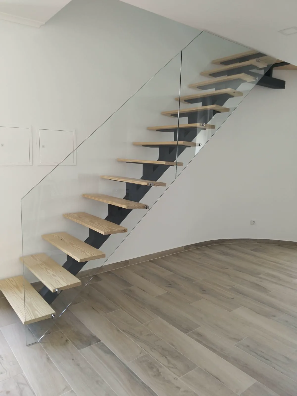 Guarda-corpos em vidro — Infinite Glassworks