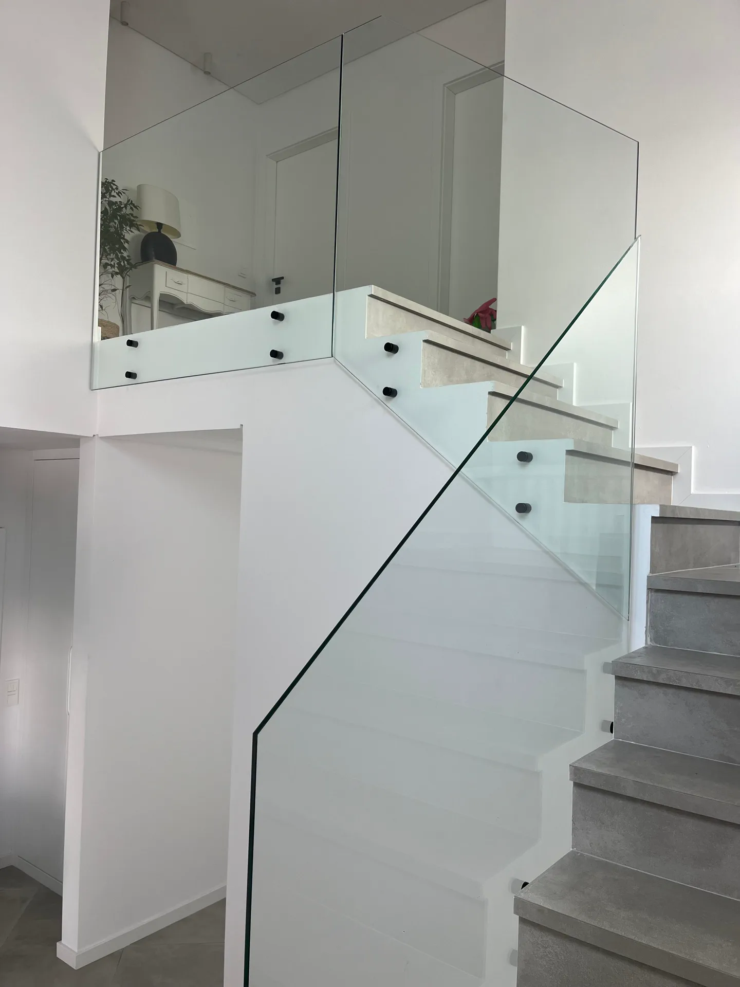 Guarda-corpos em vidro — Infinite Glassworks