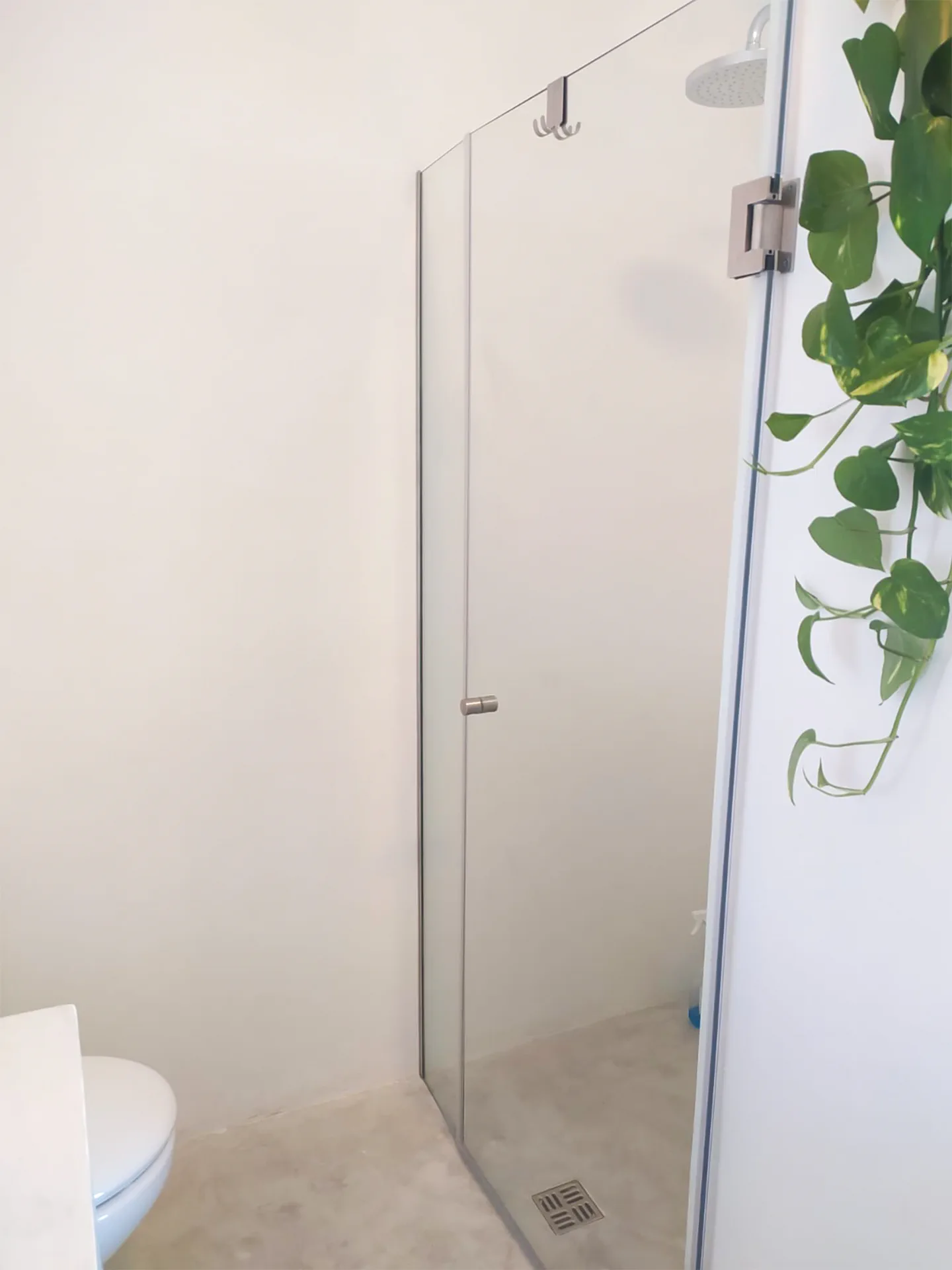 Resguardo de duche em vidro — Infinite Glassworks